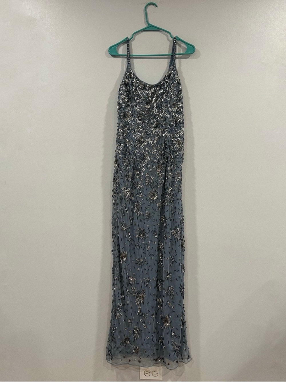 Mac Duggal 5477 Slate Grey Blue Floral Embellished Scoop Neck Evening Gown sz 10
